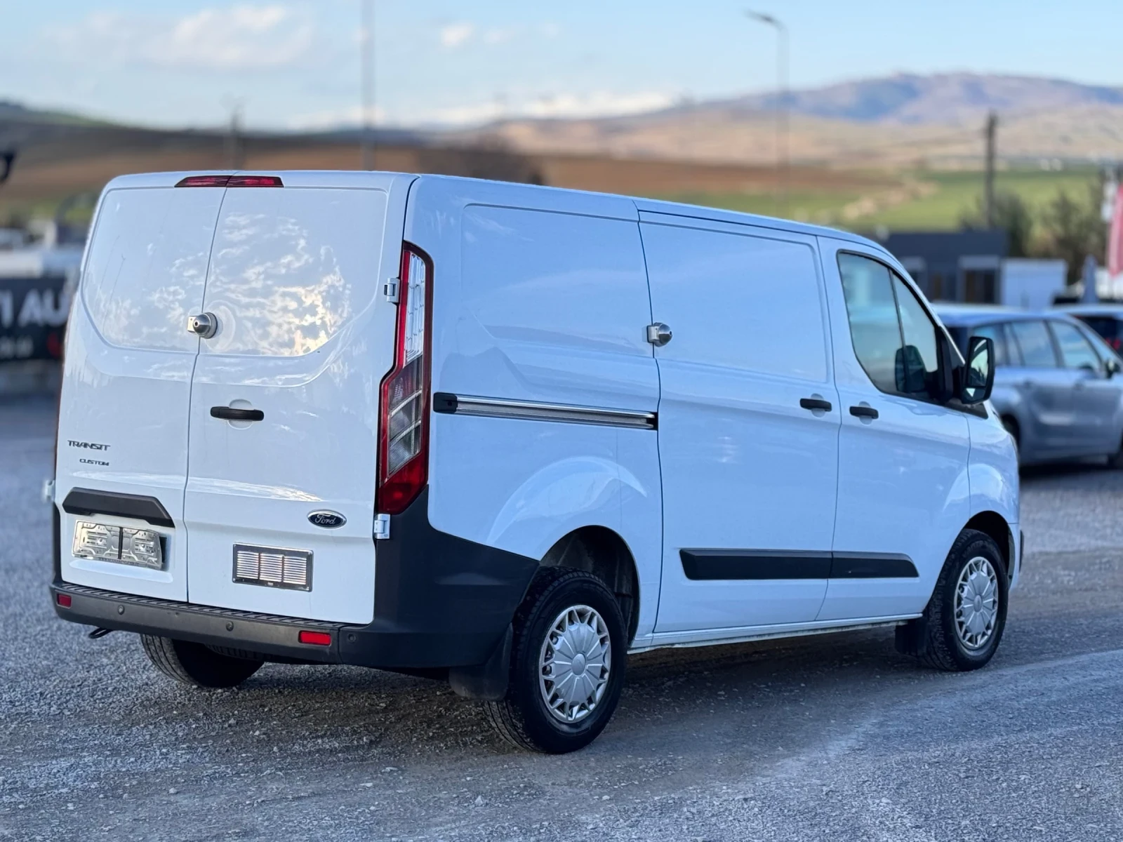 Ford Transit Custom, снимка 4 - Автомобили и джипове - 54131698