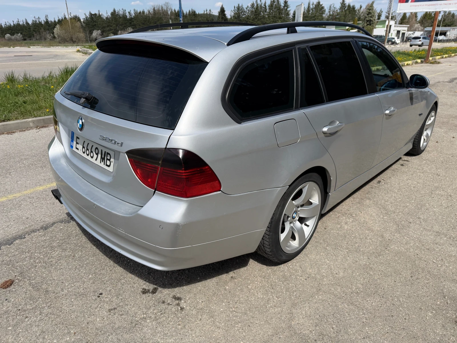 BMW 320, снимка 3 - Автомобили и джипове - 54270684