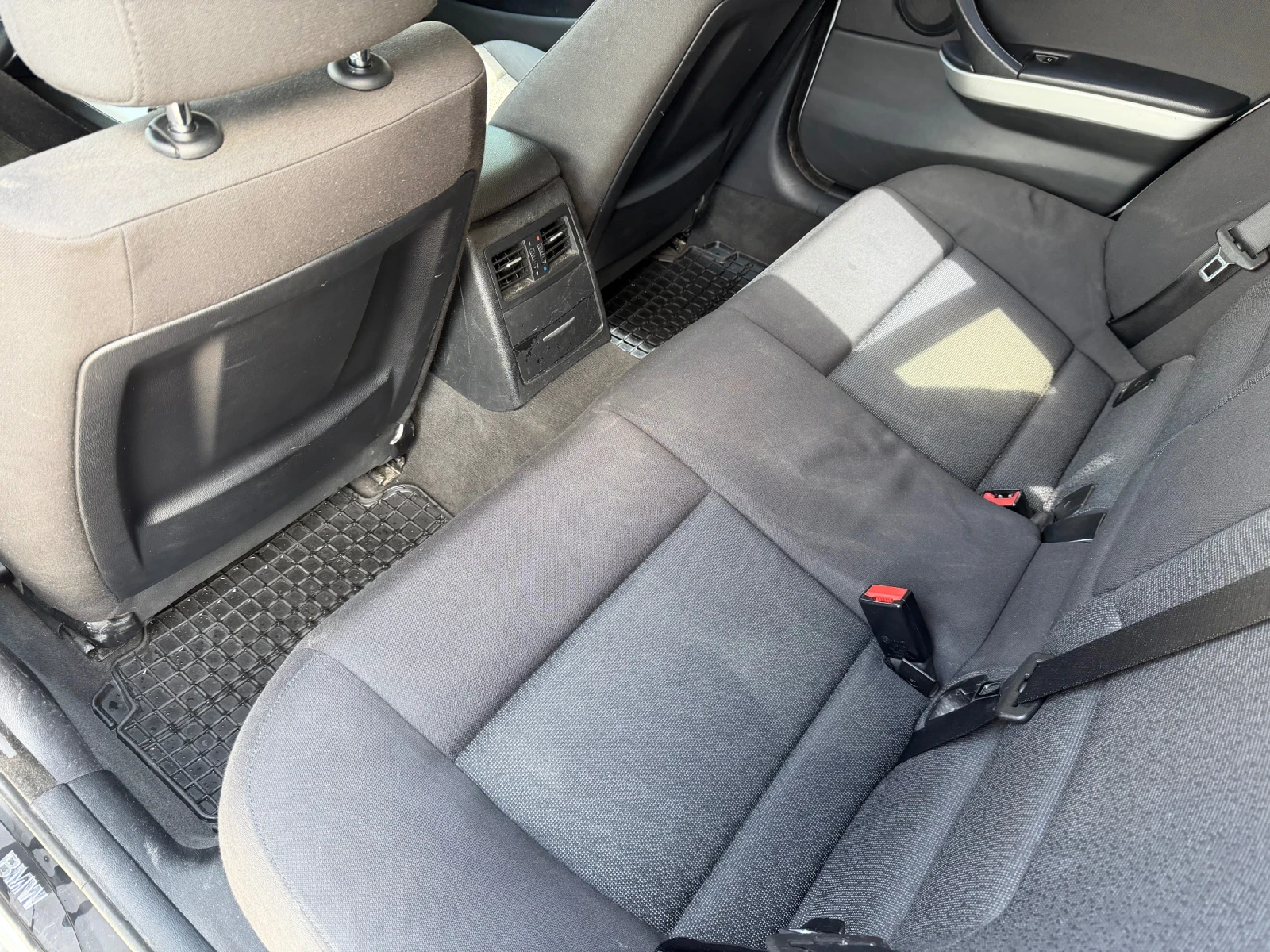 BMW 320, снимка 6 - Автомобили и джипове - 54270684