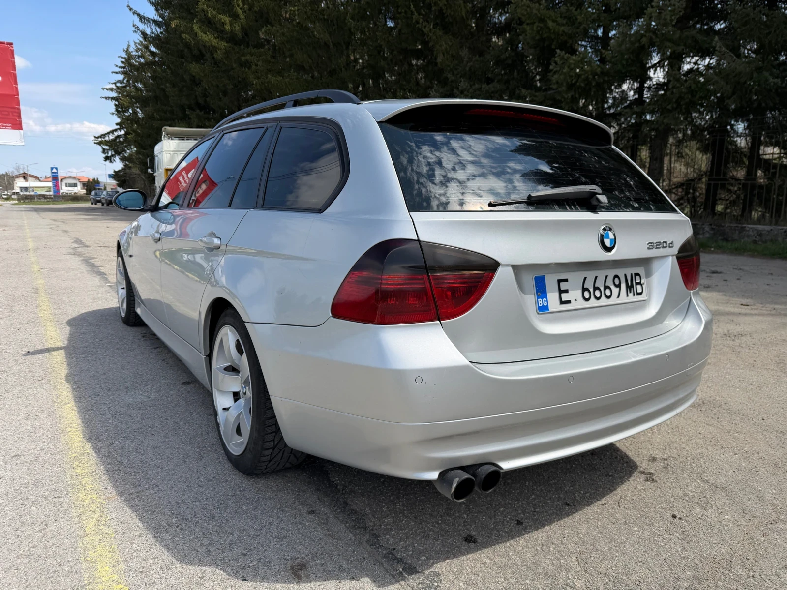 BMW 320, снимка 4 - Автомобили и джипове - 54270684