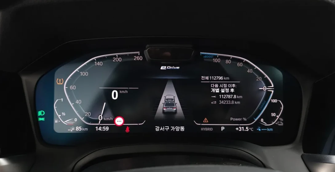 BMW 330 Luxury, снимка 8 - Автомобили и джипове - 54430163