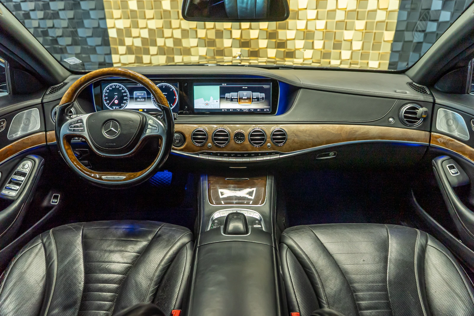 Mercedes-Benz S 350 BlueTEC, снимка 11 - Автомобили и джипове - 54476411