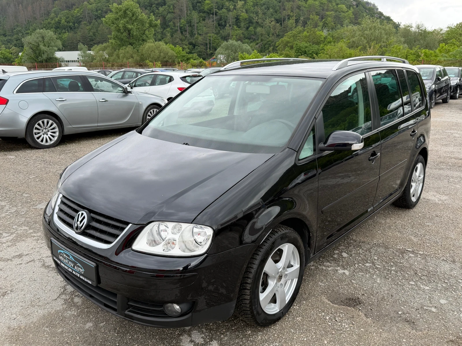 VW Touran 1.9TDI 174 450KM/KLIMATRONIK/PARKTRONIK/ЛЕТИ.ДЖ, снимка 7 - Автомобили и джипове - 54660864