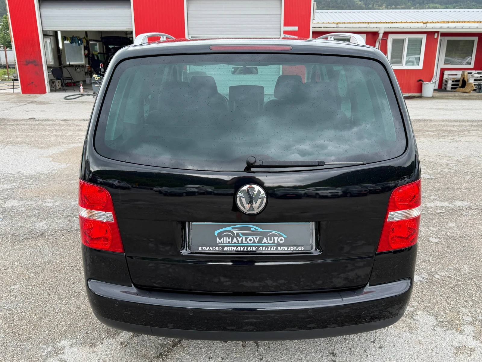 VW Touran 1.9TDI 174 450KM/KLIMATRONIK/PARKTRONIK/ЛЕТИ.ДЖ, снимка 4 - Автомобили и джипове - 54660864