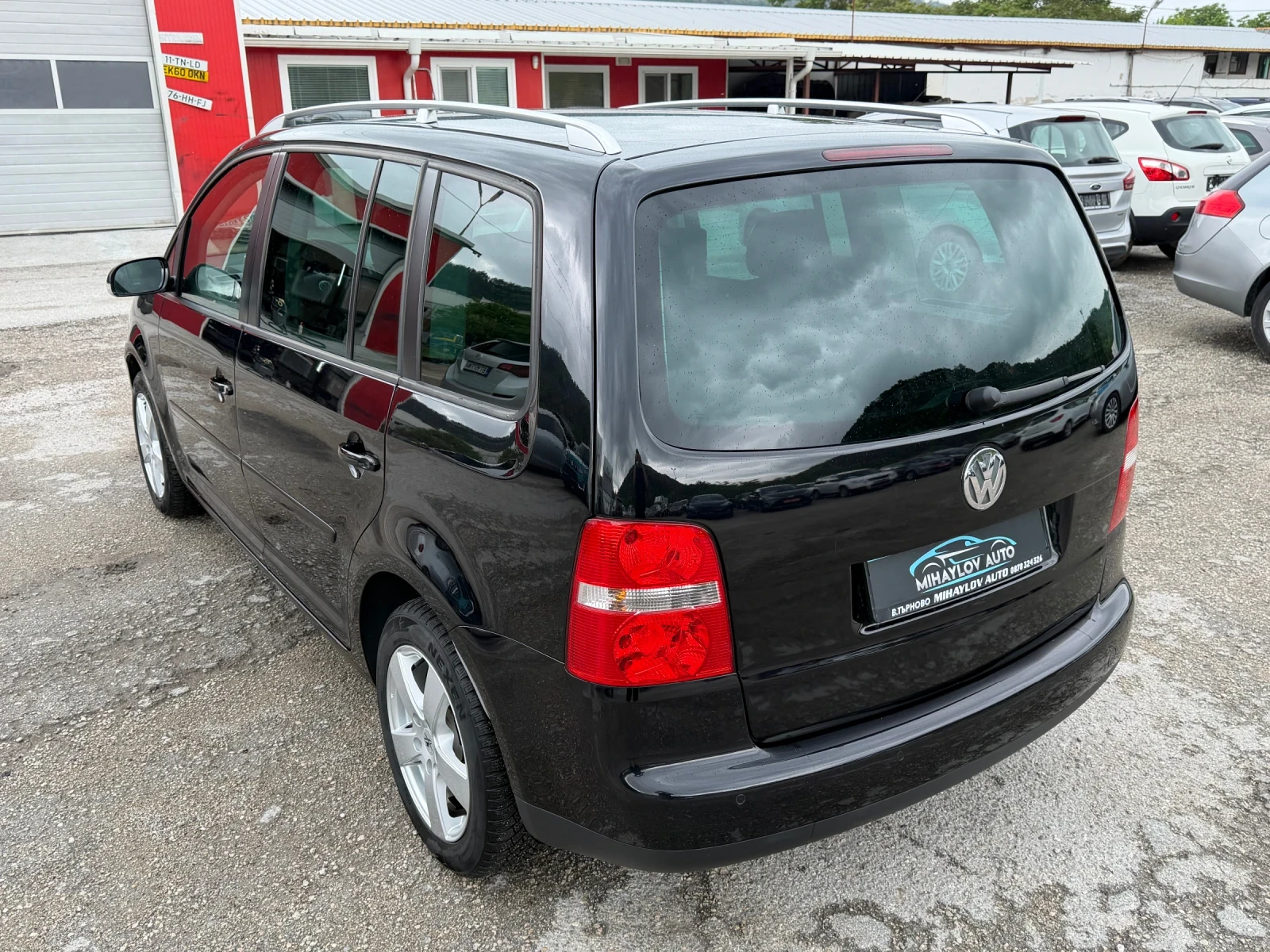 VW Touran 1.9TDI 174 450KM/KLIMATRONIK/PARKTRONIK/ЛЕТИ.ДЖ, снимка 5 - Автомобили и джипове - 54660864