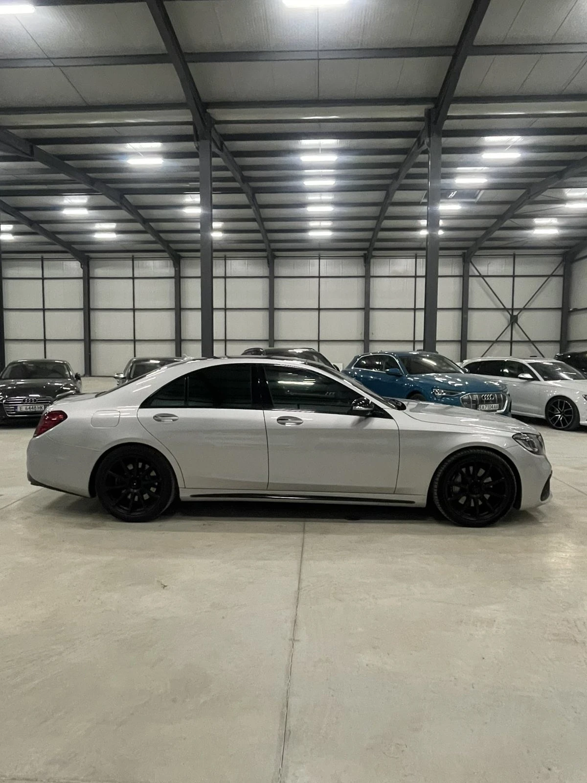 Mercedes-Benz S 500 AMG 6.3Face/360/Burm/distr/панор/обдух/вакум/ФУЛЛ!, снимка 7 - Автомобили и джипове - 54722029