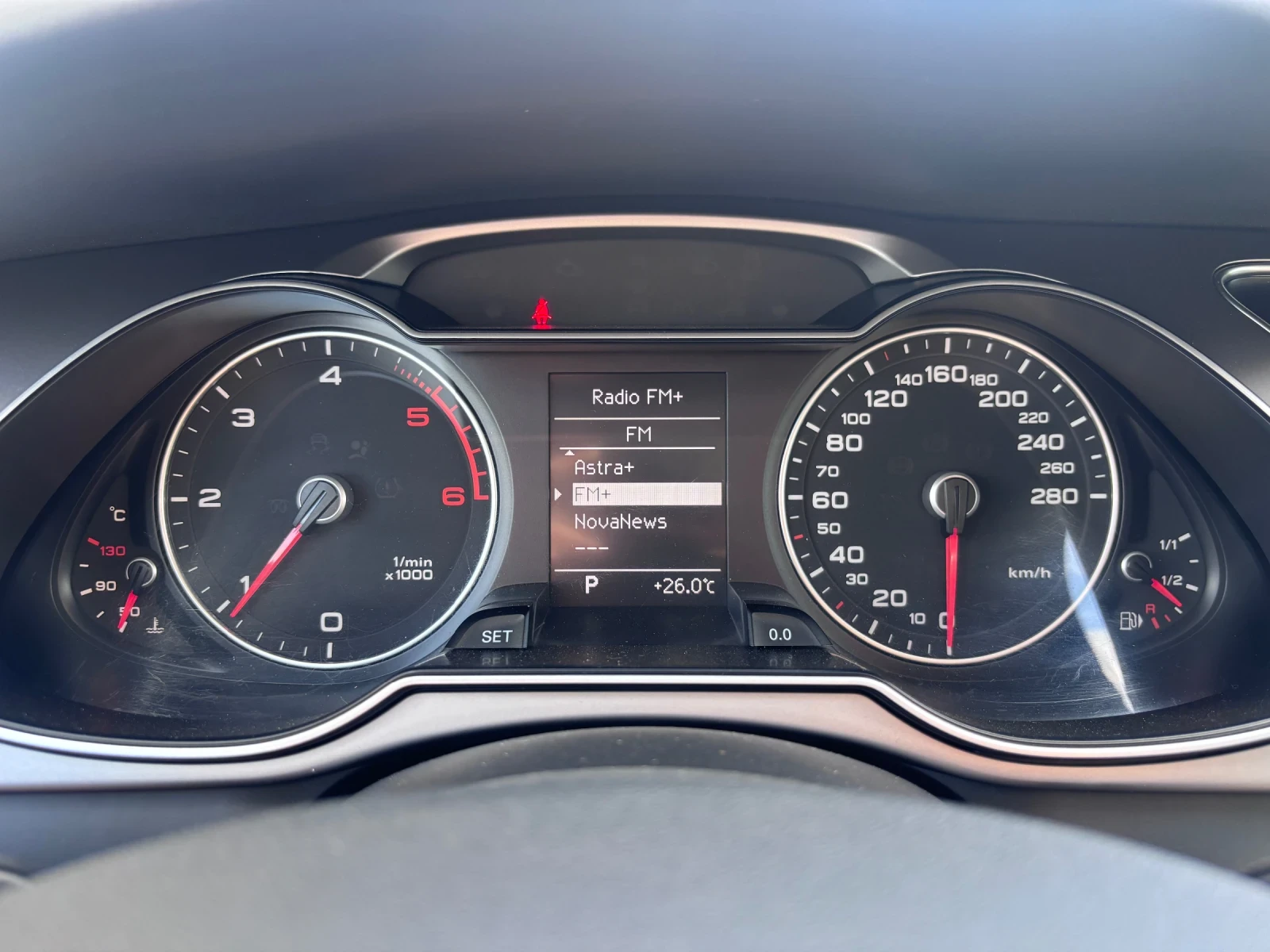 Audi A4 Allroad 2.0 TDI quattro, снимка 12 - Автомобили и джипове - 54760987