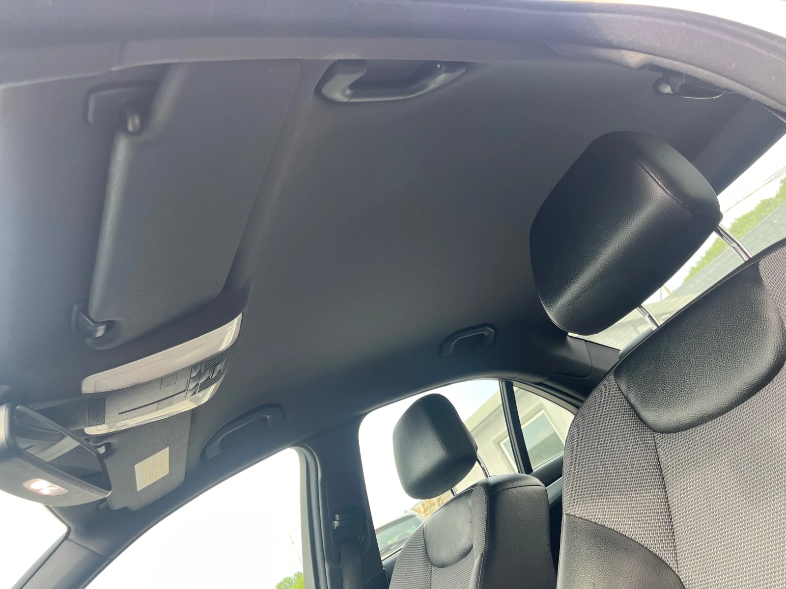Mercedes-Benz C 220 Avantgarde, снимка 14 - Автомобили и джипове - 54855656