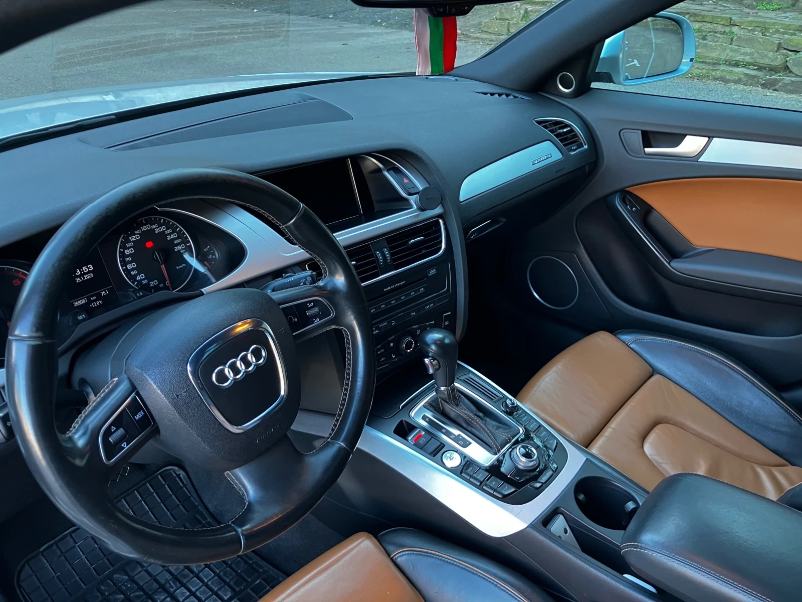 Audi A4 Exclusive , снимка 5 - Автомобили и джипове - 55080594