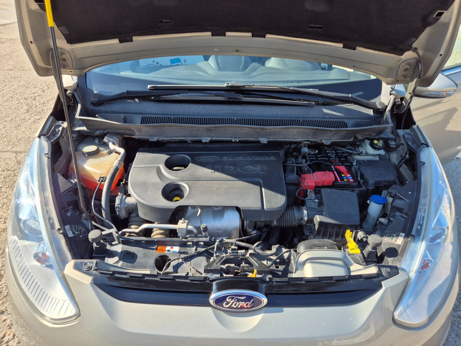 Ford B-Max 1.6 HDI-Италия, снимка 13 - Автомобили и джипове - 55244052