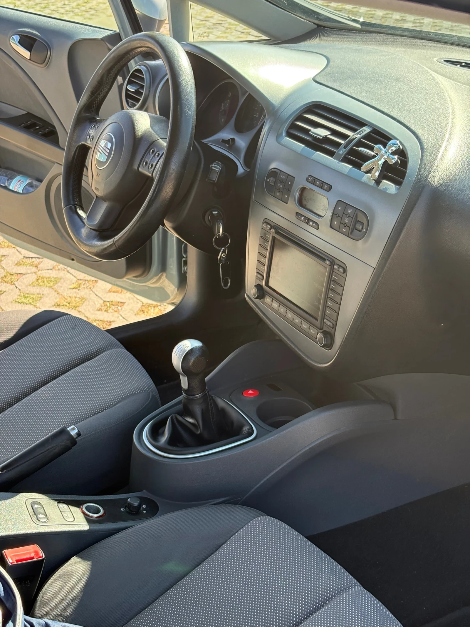 Seat Leon, снимка 6 - Автомобили и джипове - 55979996