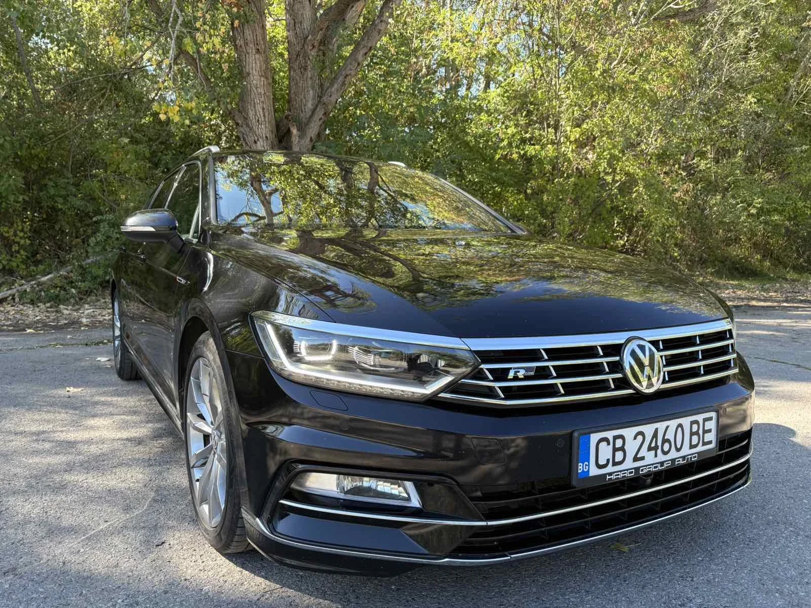 VW Passat R-Line 4x4 190кс Pano 360 Virtual Камерa Реални KM, снимка 3 - Автомобили и джипове - 56298083