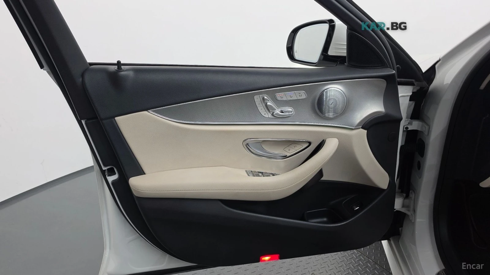 Mercedes-Benz E 300 AMG* HUD* 360* DIGITAL* �����* ����* ���� | Mobile.bg � ����������� 13