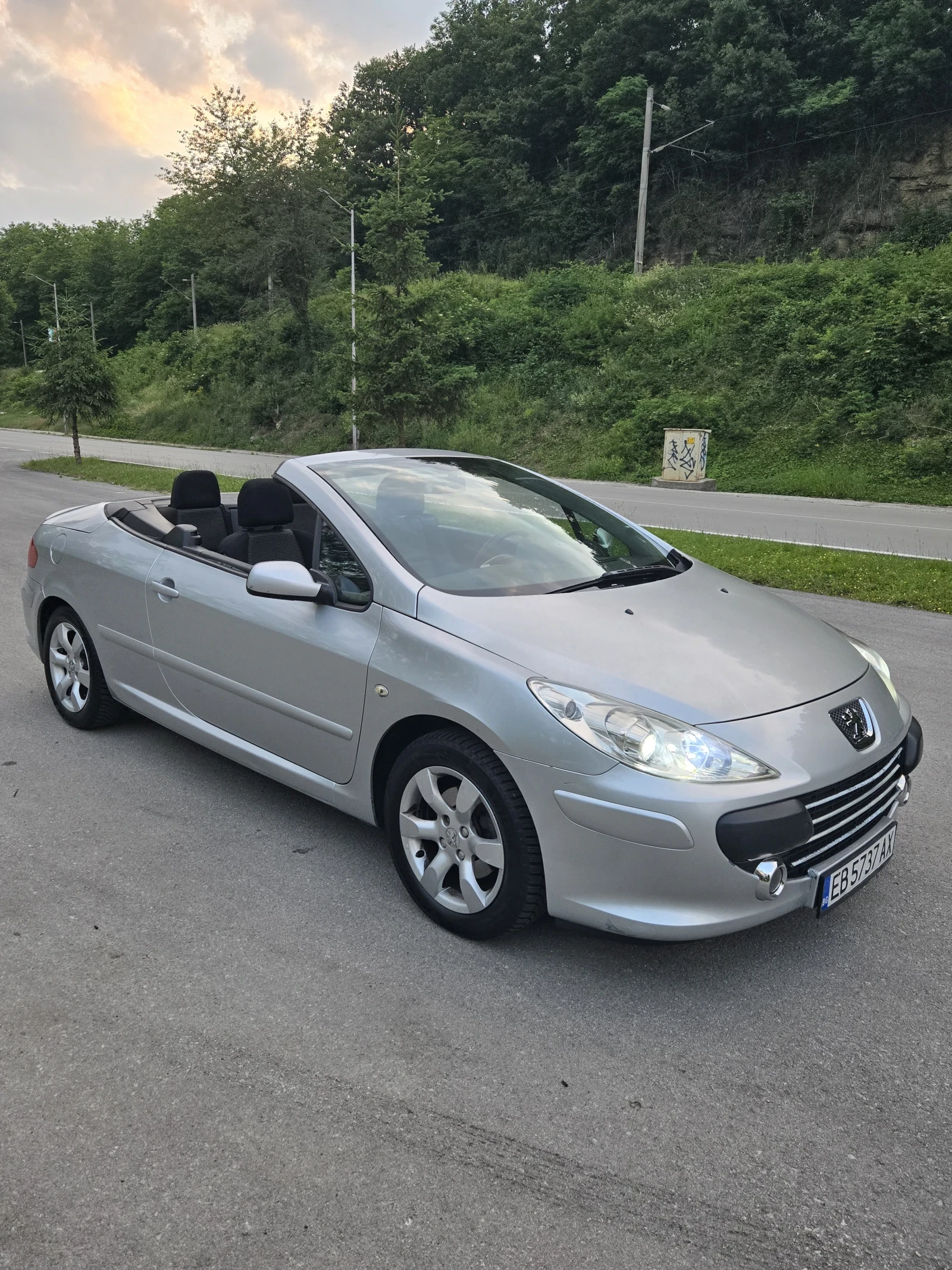 Peugeot 307 CC, снимка 8 - Автомобили и джипове - 56639250