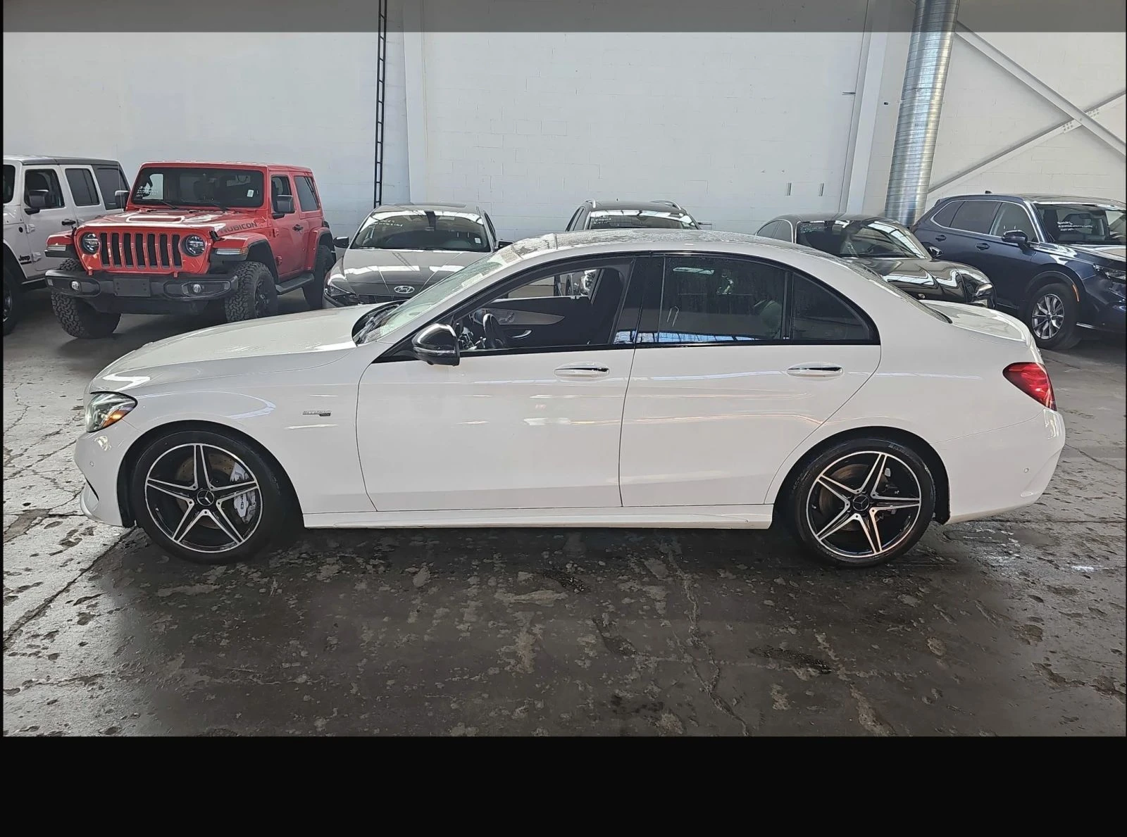 Mercedes-Benz C 43 AMG, снимка 3 - Автомобили и джипове - 56728931