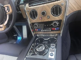 Rolls-Royce Cullinan Cullinan Silver Badge, снимка 12