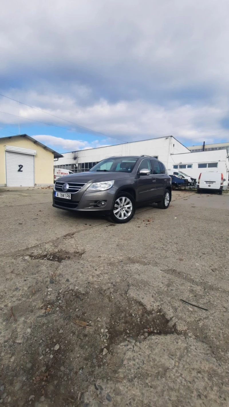 VW Tiguan 1.4TSI, снимка 2 - Автомобили и джипове - 48345102