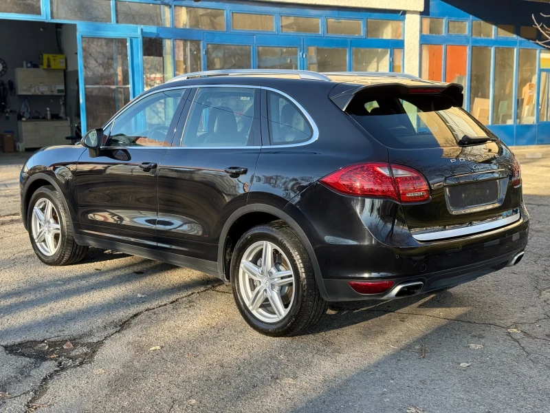 Porsche Cayenne 3.0* V6* TDI* 245к.с.* 4x4* НА ПРУЖИНИ, снимка 4 - Автомобили и джипове - 48381907