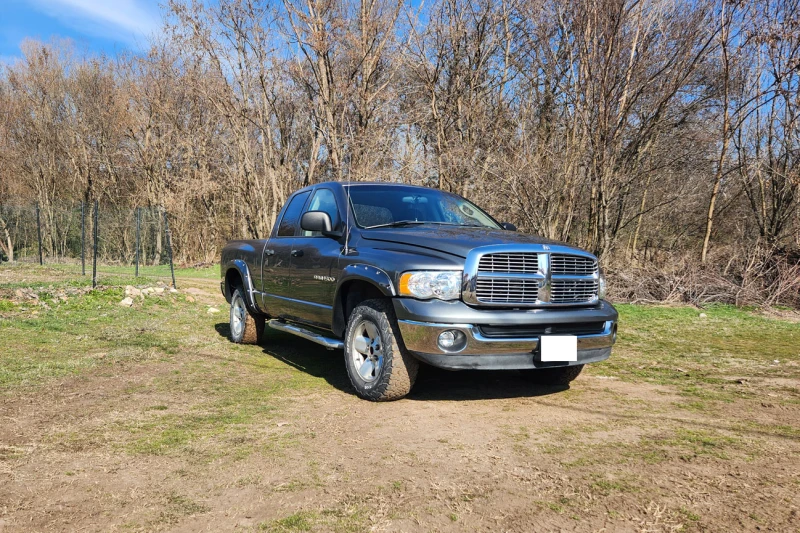 Dodge RAM 1500, снимка 2 - Автомобили и джипове - 49523335