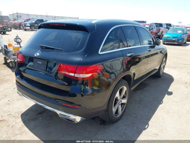 Mercedes-Benz GLC 300 BURMESTER* ПОДГРЕВ* КАМЕРА* КЕЙЛЕС* LANE* ASSIST - изображение 2