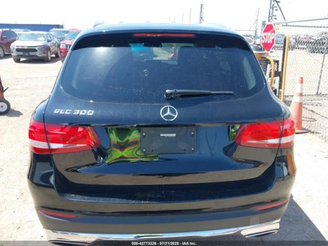 Mercedes-Benz GLC 300 BURMESTER* ПОДГРЕВ* КАМЕРА* КЕЙЛЕС* LANE* ASSIST - изображение 6