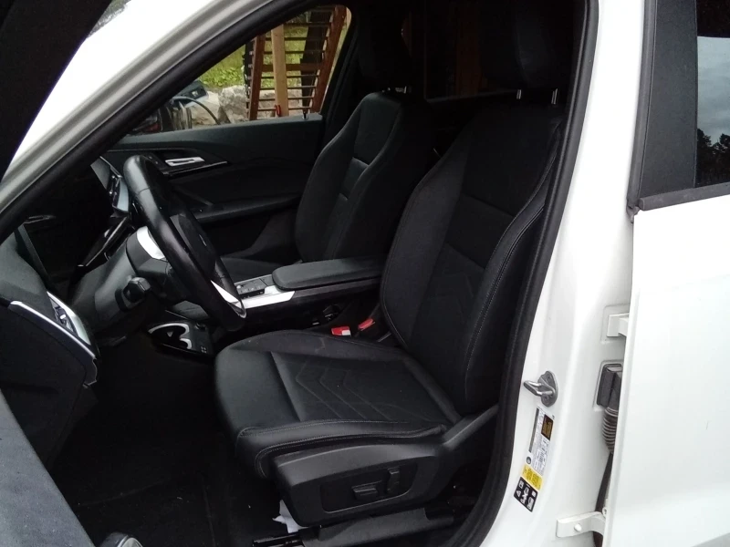 BMW X1 28I * XDRIVE * BLIND SPOT * DRIVER ASSIST PKG.* , снимка 5 - Автомобили и джипове - 55503628