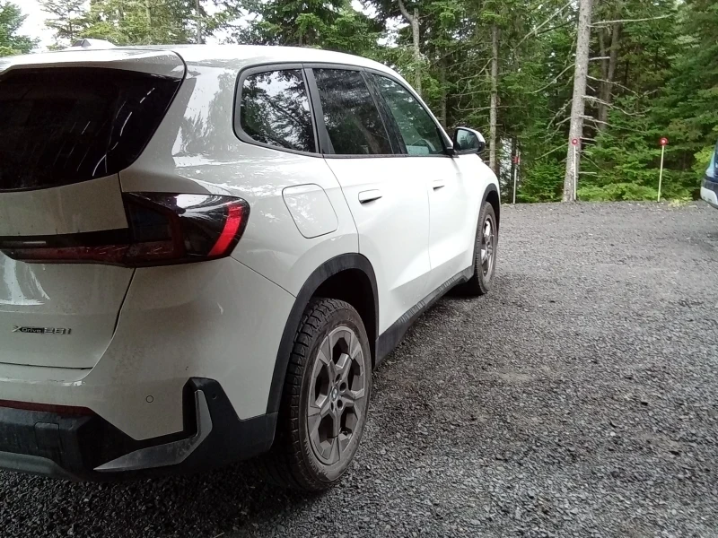 BMW X1 28I * XDRIVE * BLIND SPOT * DRIVER ASSIST PKG.* , снимка 4 - Автомобили и джипове - 55503628