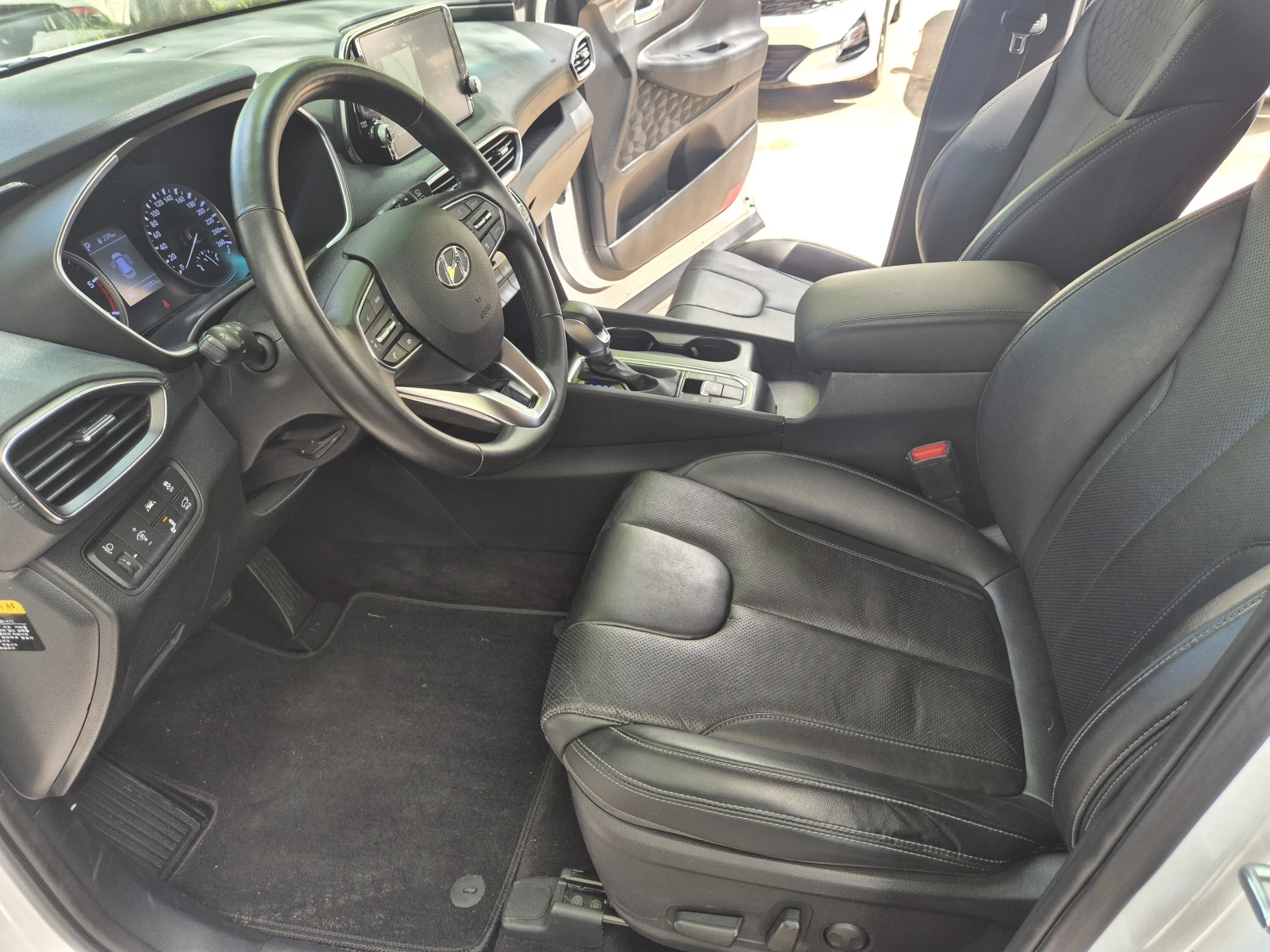 Hyundai Santa fe 2.0 CRDI 4X2 - изображение 5