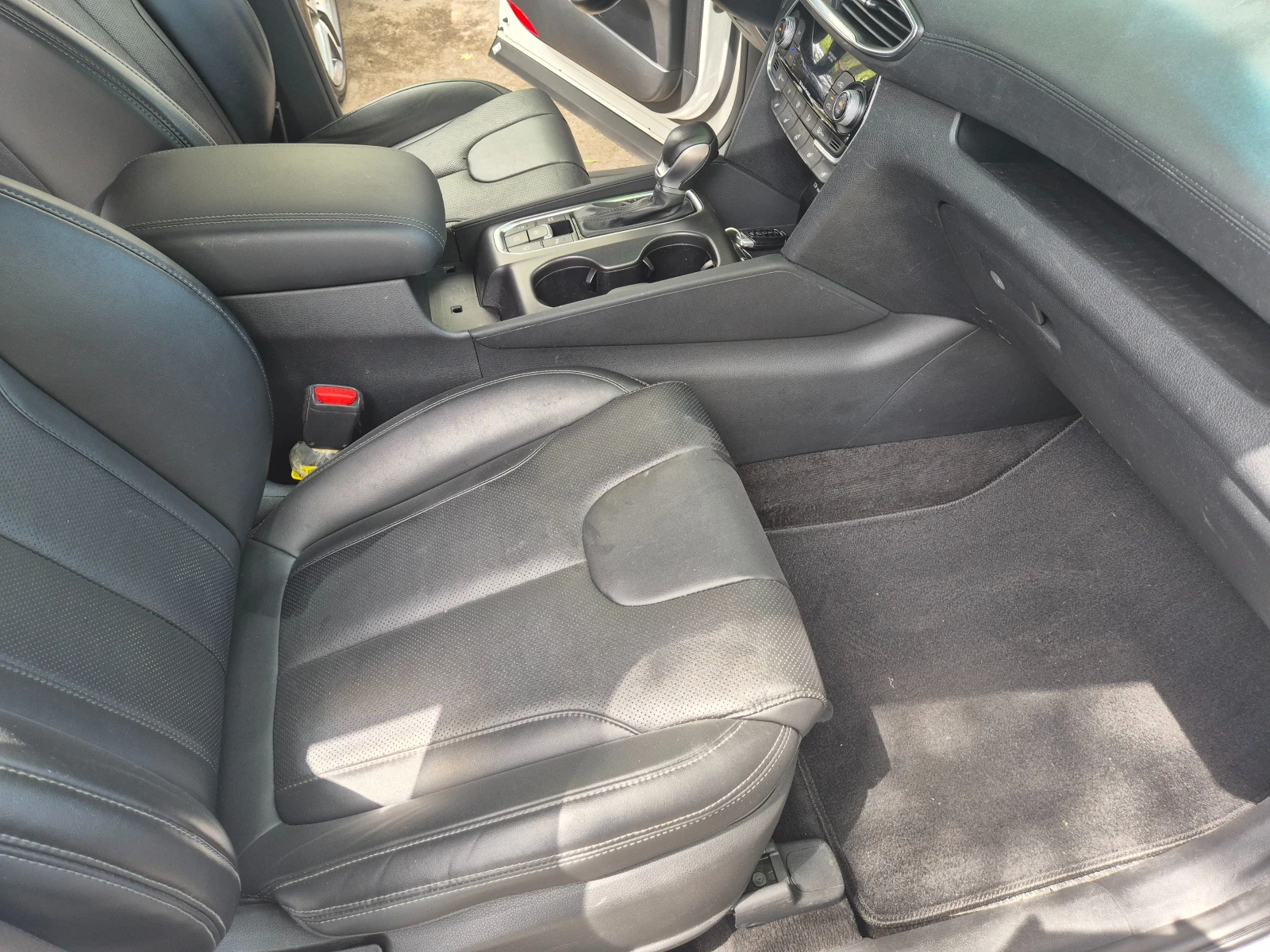 Hyundai Santa fe 2.0 CRDI 4X2 - изображение 7