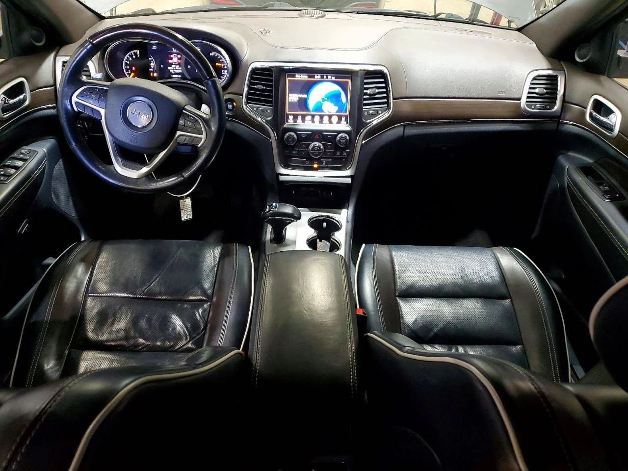 Jeep Grand cherokee OVERLAND, снимка 7 - Автомобили и джипове - 53825233