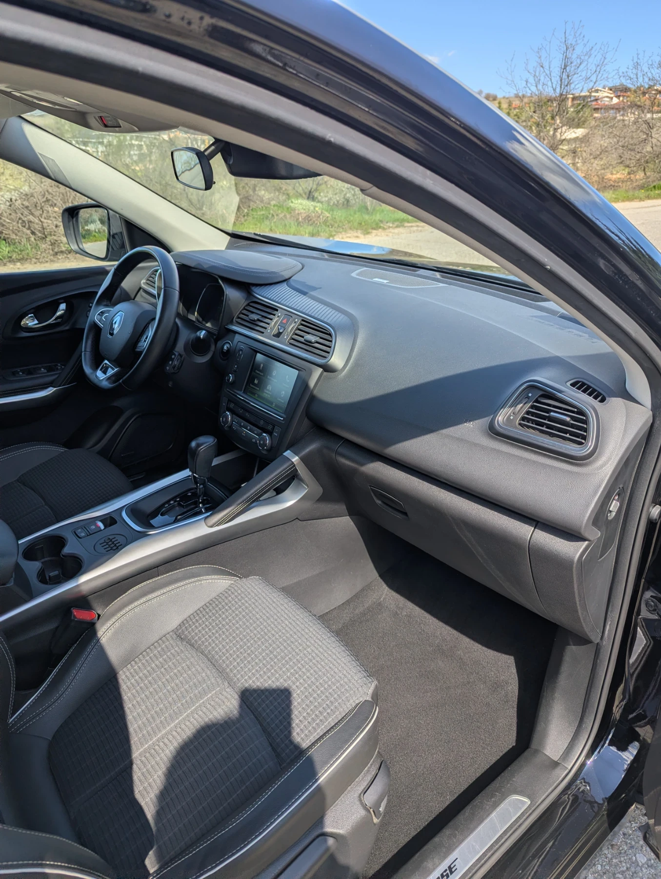 Renault Kadjar 1.5 dci Bose Edition, снимка 12 - Автомобили и джипове - 54125630