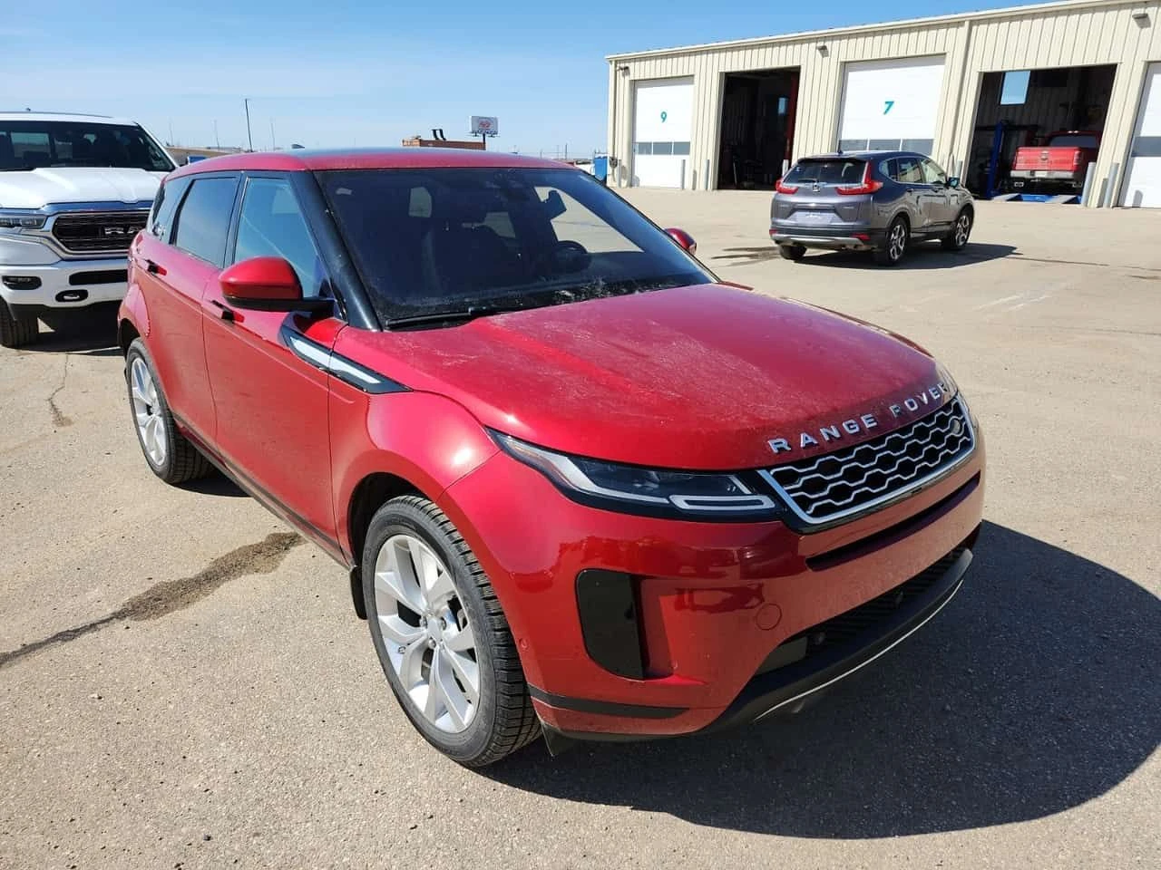 Land Rover Range Rover Evoque P250 SE| ПАМЕТ| PANO| 2 KЛЮЧА| , снимка 2 - Автомобили и джипове - 54378476