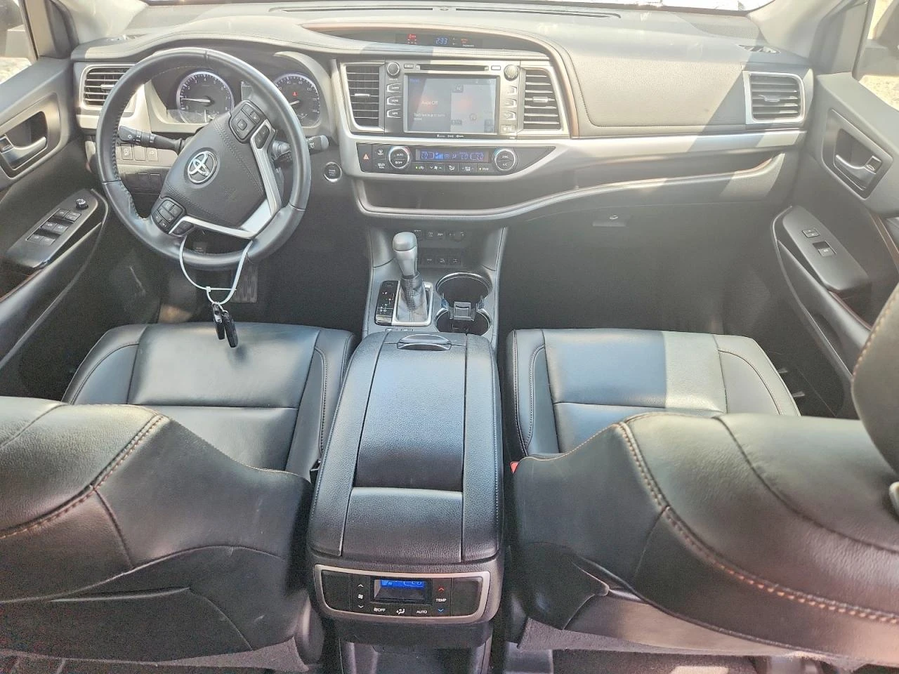 Toyota Highlander 3.5l Xle, снимка 8 - Автомобили и джипове - 54883546
