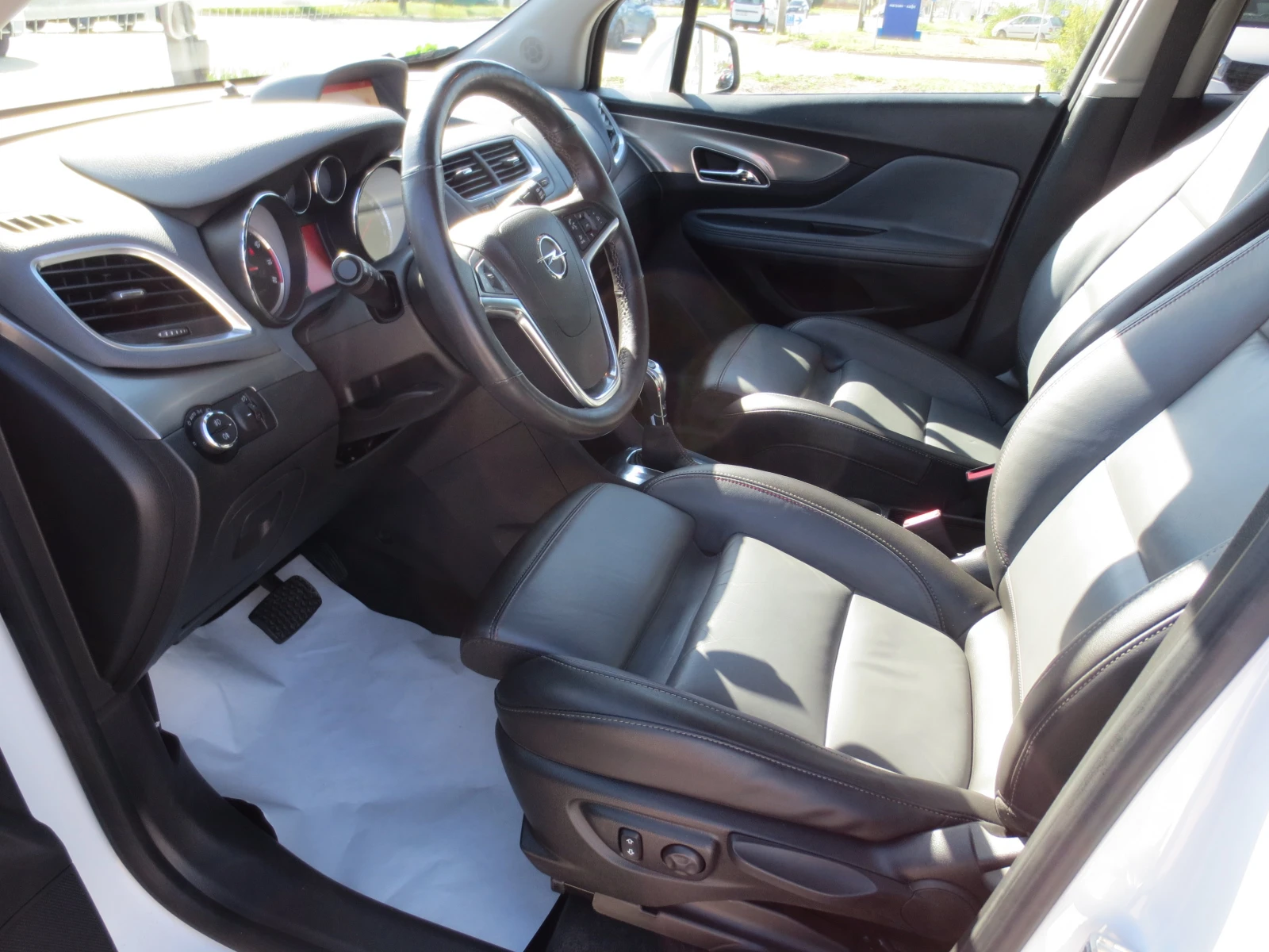 Opel Mokka 1.4 i * TURBO* , снимка 9 - Автомобили и джипове - 55047001