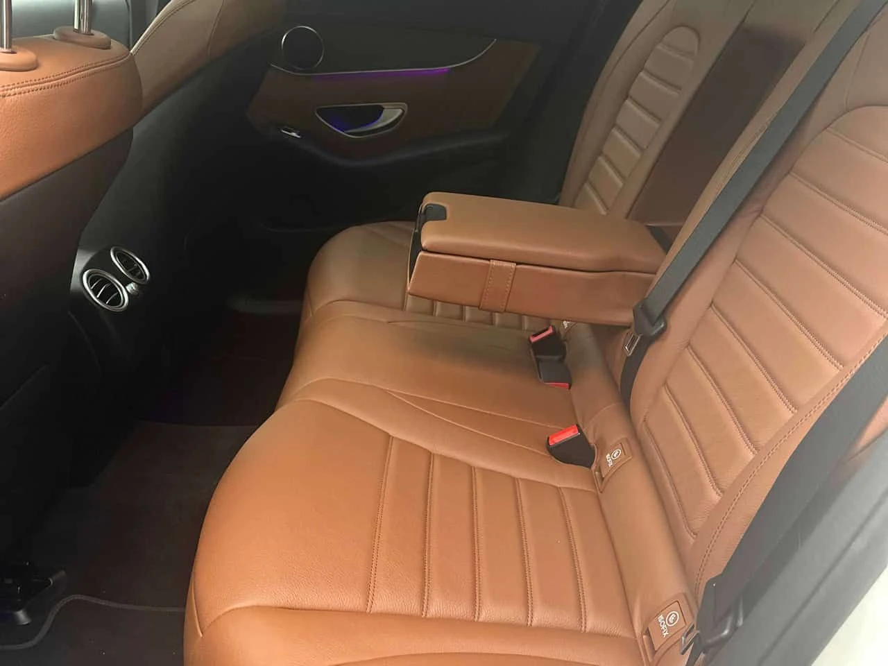 Mercedes-Benz GLC 43 AMG  * CARFAX * ОПЦИЯ ЗА ФИНАНСИРАНЕ, снимка 14 - Автомобили и джипове - 55547145