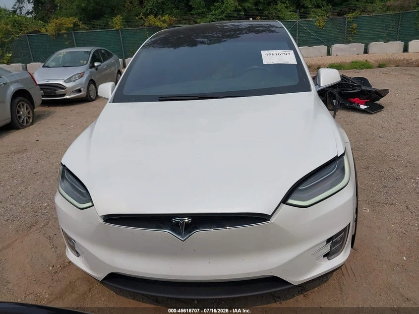 Tesla Model X Long Range Dual Motor All-Wheel Drive/Long Range P, снимка 13 - Автомобили и джипове - 55893607