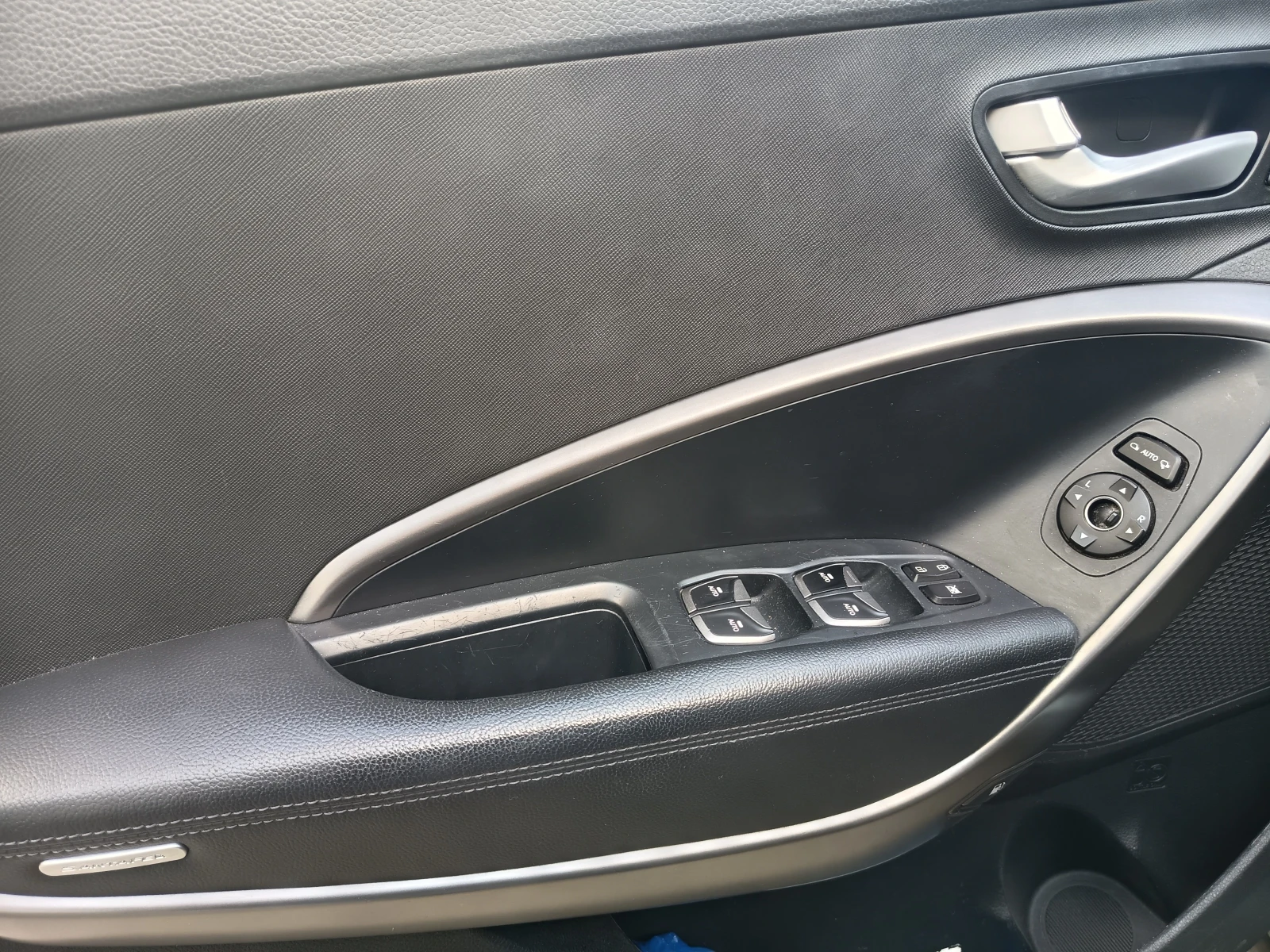 Hyundai Santa fe 2.2 CRDi (197 Hp) 4WD Automatic, снимка 8 - Автомобили и джипове - 56428349