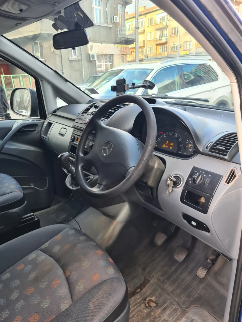 Mercedes-Benz Vito Товаропътнически, снимка 4 - Бусове и автобуси - 48337685