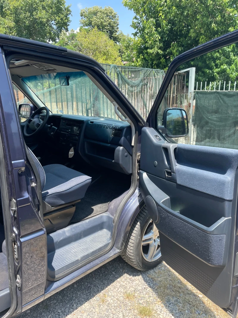 VW T4, снимка 12 - Бусове и автобуси - 53353334