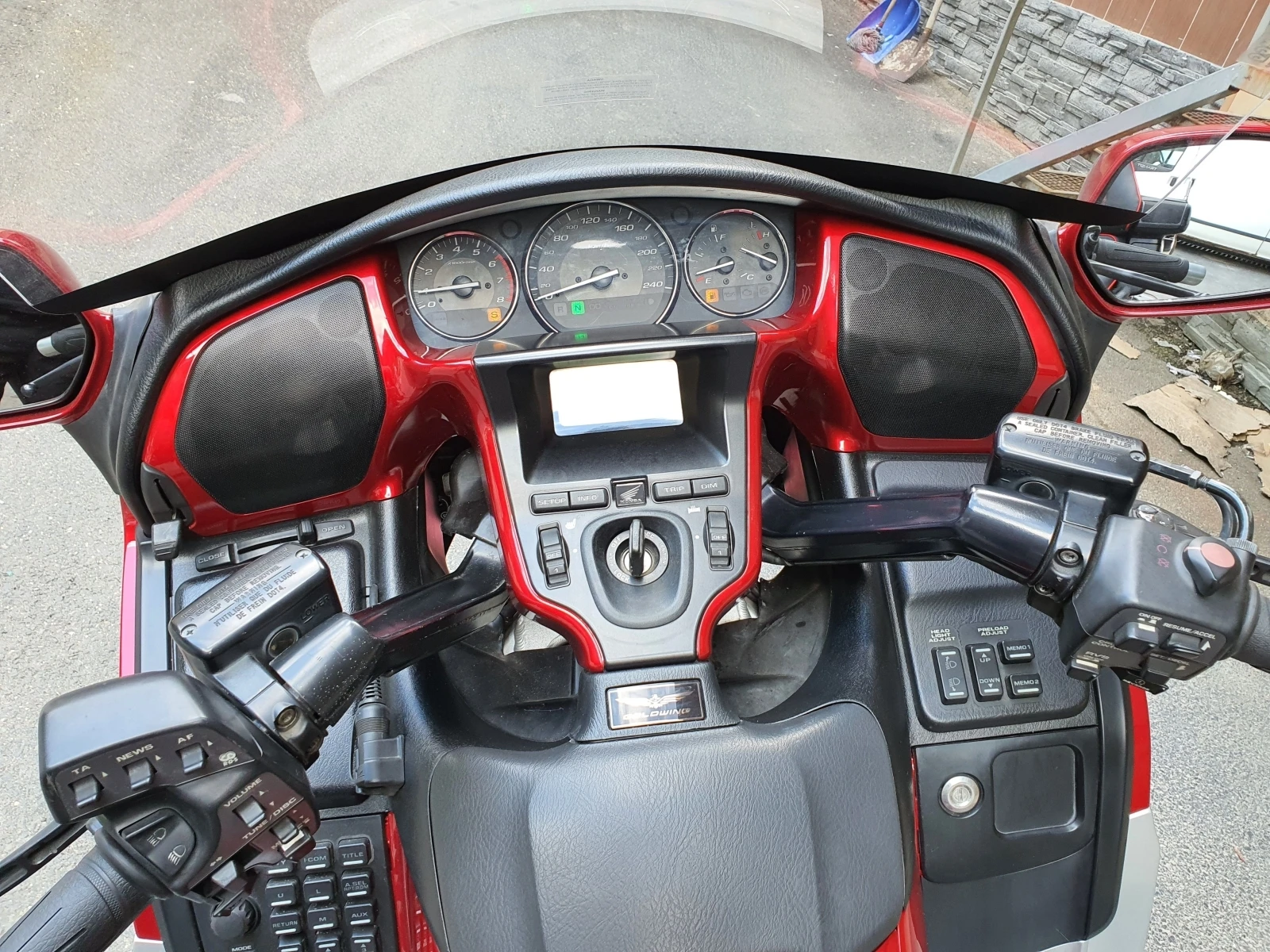 Honda Gold Wing RED STORM | Mobile.bg   11