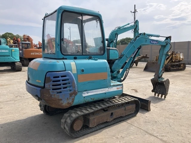 Багер Kubota K-028 - 4 ЦИЛИНДЪРА - ОЧАКВАН 30.09.2026, снимка 4 - Индустриална техника - 54611014