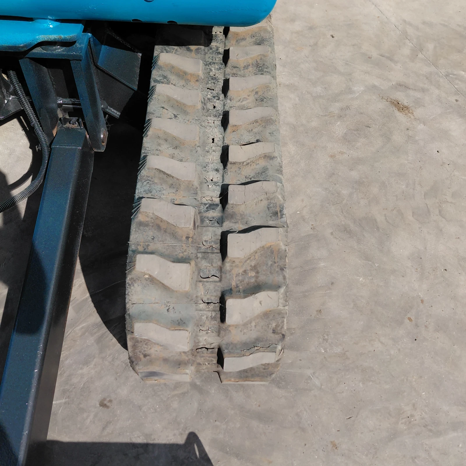 ����� Kubota K-028 * 4 ��������� *  | Mobile.bg � ����������� 10