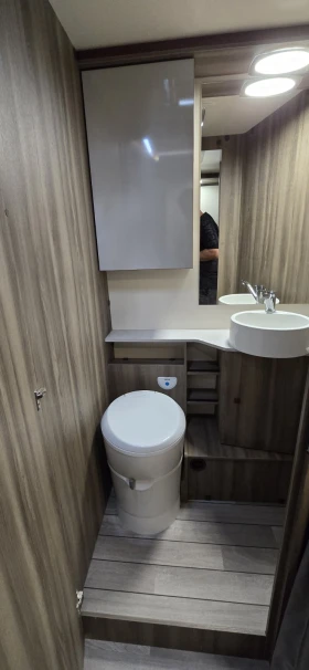 Кемпер ROLLER TEAM Kronos 284TL 2026, снимка 13