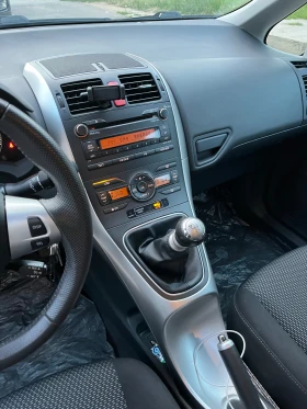 Toyota Auris, снимка 5