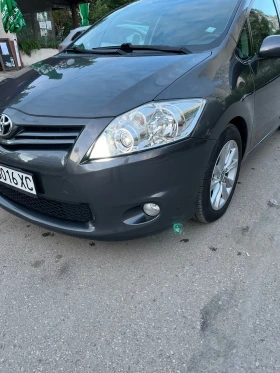 Toyota Auris, снимка 10
