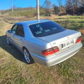 Mercedes-Benz E 220 2.2 CDI, снимка 16