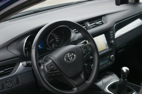 Toyota Avensis 1.8 VVTi KeyLess Go, Navi - 25999 лв. - 33254696 | Car24.bg