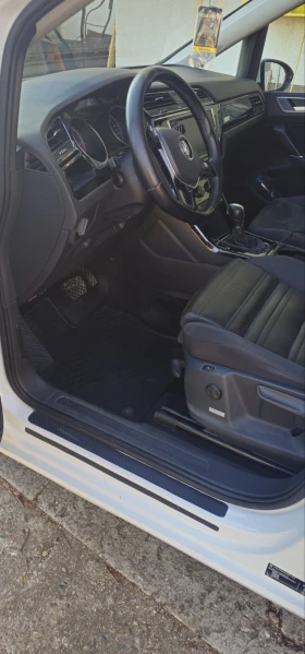 Обява за продажба на VW Touran ~17 500 лв. - изображение 10