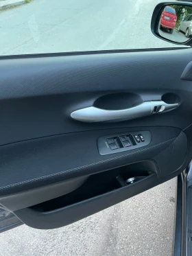 Toyota Auris | Mobile.bg � ����� ������ 12