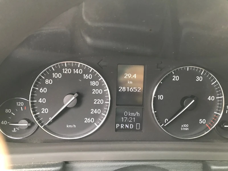 Mercedes-Benz C 220 2, 2cdi.150k., снимка 14 - Автомобили и джипове - 46650513